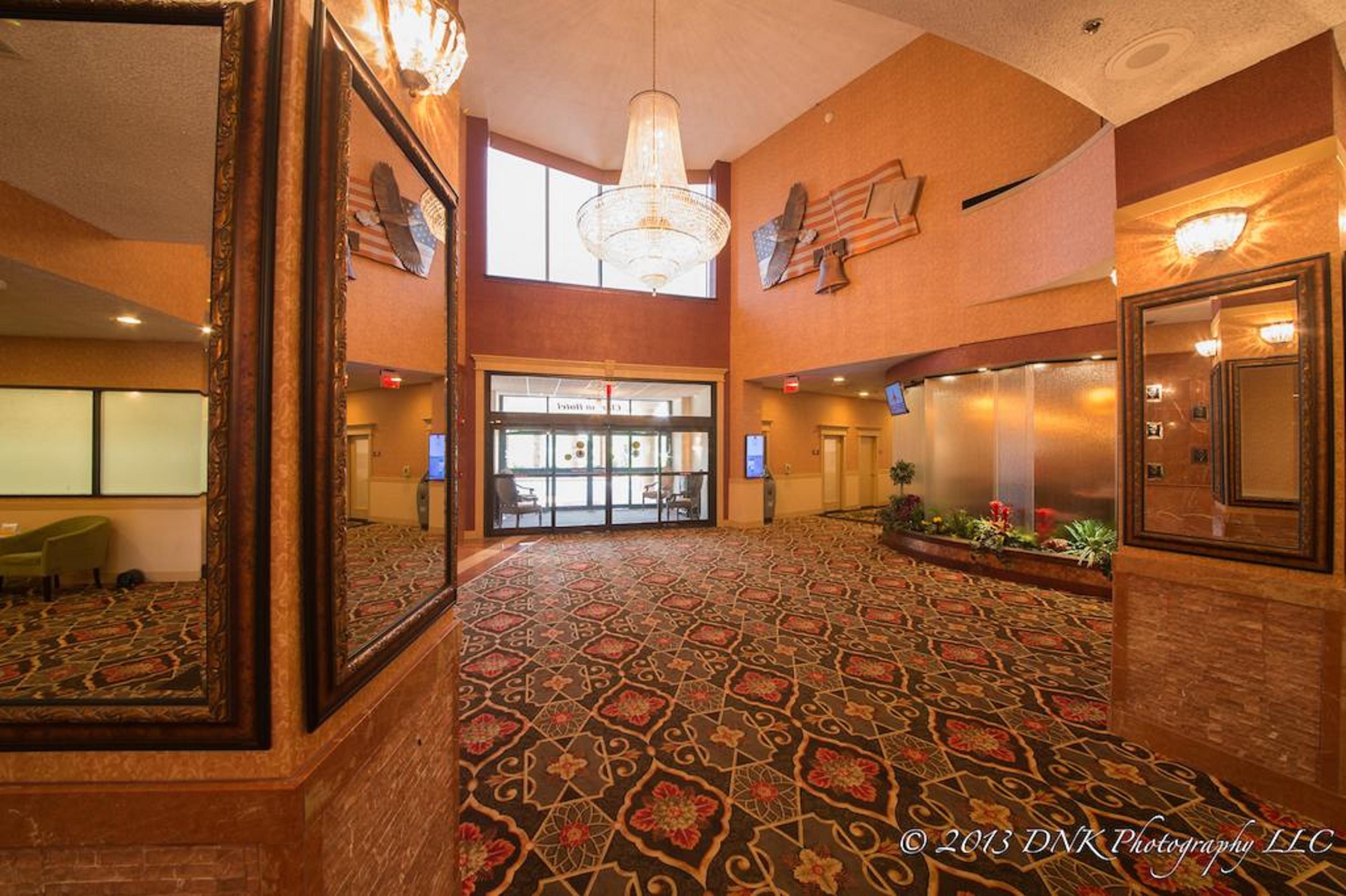 Clarion Hotel Philadelphia International Airport Эссингтон Экстерьер фото
